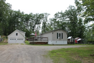 21 Webster Lake Rd, Franklin, NH 03235