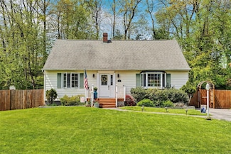 12 Dorothy Dr, Monroe, NY 10950