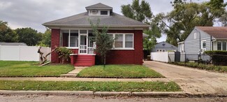 2811 Garfield Dr, Rockford, IL 61101