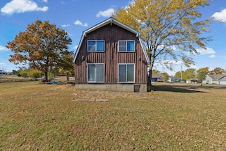 144 Pawnee Dr, Loda, IL 60948