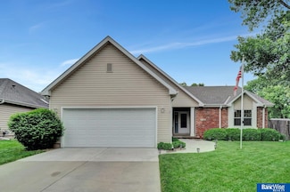 2727 N 75th St, Lincoln, NE 68507
