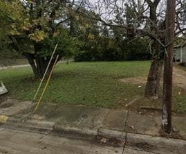 2870 Farragut St, Dallas, TX 75215