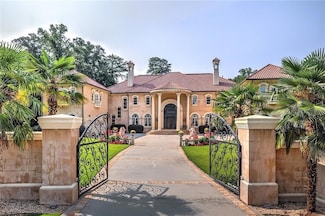 720 Heards Ferry Rd NW, Atlanta, GA 30328