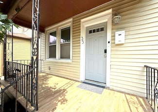 35 7th St, New Rochelle, NY 10801