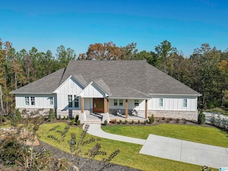 5862 Shades Run Ln, Birmingham, AL 35244