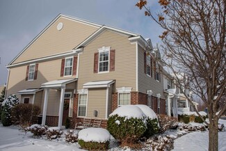 15664 Emerald Dr N Unit 1, Hugo, MN 55038