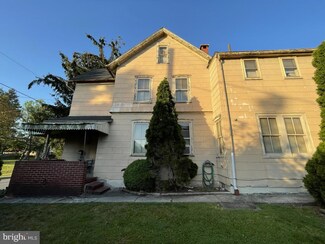 752 Spruce St, Pottstown, PA 19464