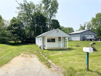 2922 Haynes Ave, Norton, OH 44203