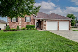 5229 S Carson St, Battlefield, MO 65619