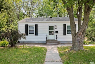 815 Ten Plus St, Bettendorf, IA 52722