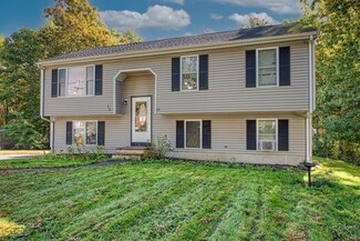 14 Anderson Ave, Middleboro, MA 02346