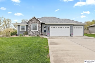 1022 Brickyard Dr, Hooper, NE 68031