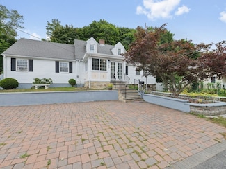 106 North St, North Weymouth, MA 02191