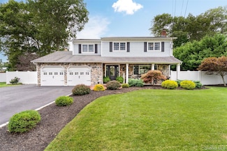 8 Miller Ave, Shoreham, NY 11786