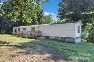5624 R & R Farm Rd, Connelly Springs, NC 28612