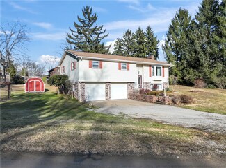 107 Valleyview Ave, Aliquippa, PA 15001