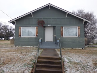 507 S Seaman St, Eastland, TX 76448