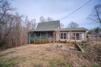 685 Johnny Shipp Rd, Warrior, AL 35180
