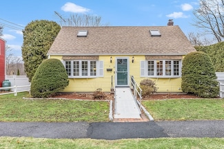 7 Forest St, Danvers, MA 01923