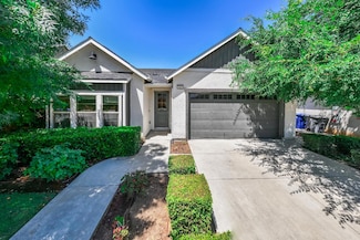 2456 Junipero Ave, Clovis, CA 93619
