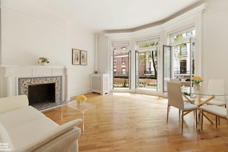 305 W 105th St Unit 2A/3A, New York, NY 10025