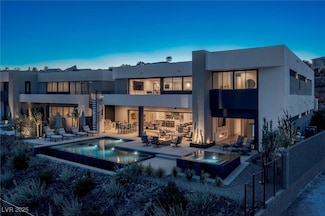 29 Falling Ridge Ln, Henderson, NV 89011