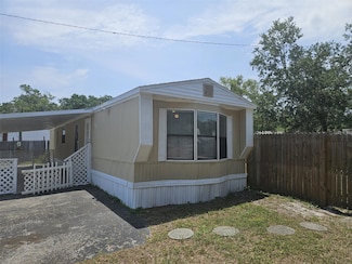 9202 Teak St, New Port Richey, FL 34654