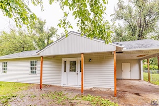 3560 SW Mayo Ave, Topeka, KS 66611