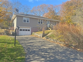 55 Monti Dr, Cairo, NY 12413