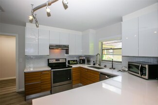 3651 Oaks Clubhouse Dr Unit 3651, Pompano Beach, FL 33069