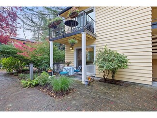3561 SW Troy St Unit 7, Portland, OR 97219