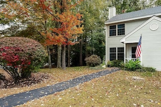 96 Woodland Green, Rochester, NH 03868