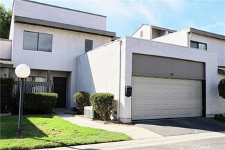 375 N Via Trieste, Anaheim, CA 92806