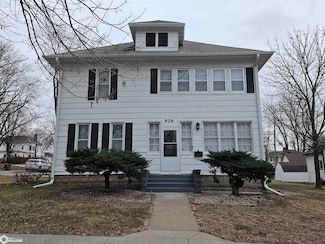 926 N West St, Carroll, IA 51401