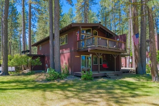 19 Graeagle Meadows Rd, Graeagle, CA 96103