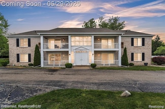 38204 Ann Arbor Trail, Livonia, MI 48150