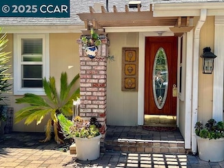 35.5 Kent Ct, Moraga, CA 94556