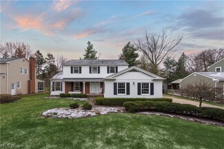 29001 Buchanan Dr, Bay Village, OH 44140