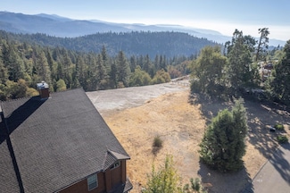 42308 Majestic Ln, Shaver Lake, CA 93664