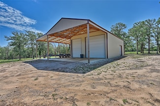 1876 County Road 109, Caldwell, TX 77836