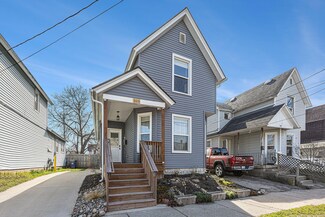 322 Hogadone Ave SW, Grand Rapids, MI 49504