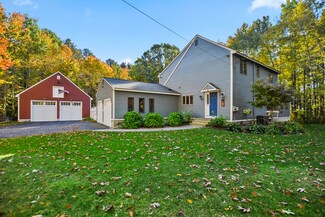 44 Elm St, Chelmsford, MA 01824