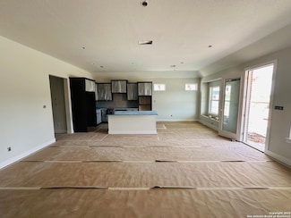 301 Sawtooth Oak, Seguin, TX 78155