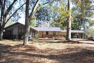 722 Denson Ave SW, Cullman, AL 35055