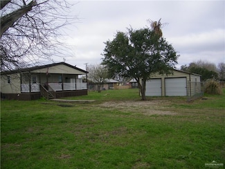 600 Proctor St, Austwell, TX 77950