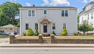 1097 Main St, West Warwick, RI 02893