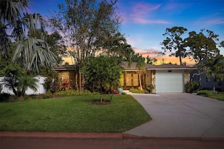 1171 Williams Dr S, Saint Petersburg, FL 33705