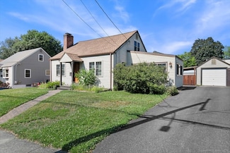 45 Ridge St, Milford, CT 06460