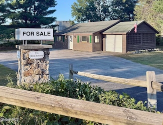 216 West Ave, Saratoga Springs, NY 12866