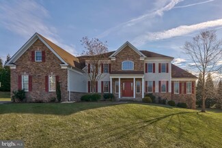 1 Pin Oak Dr, Chadds Ford, PA 19317
